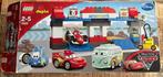 Lego Duplo Cars 2 De Pit Stop (5829), Ophalen, Gebruikt, Complete set, Duplo