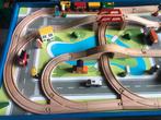 Speeltafel Houten Treinset., Ophalen, Zo goed als nieuw