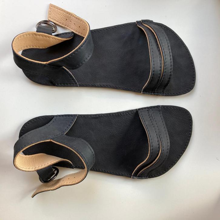 Luks barefoot sandalen, zwart leer, maat 42, wide, Kleding | Dames, Schoenen, Zo goed als nieuw, Sandalen of Muiltjes, Zwart, Ophalen of Verzenden