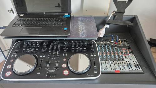 Complete karaoke muziek dj set met laptop en beamer speakers, Muziek en Instrumenten, Dj-sets en Draaitafels, Gebruikt, Overige merken