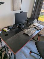 Office Desk and Chair, Ophalen, Zo goed als nieuw