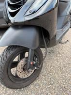 Piaggio zip 2018 BROM 4t3v E4 EERSTE EIGENAAR zwart GARANTIE, Maximaal 45 km/u, Zip, Ophalen of Verzenden, Zo goed als nieuw