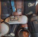 Diverse 'paardenspul' benodigdheden; dressuur/spring- zadels, Dieren en Toebehoren, Ophalen, Gebruikt, Overige soorten