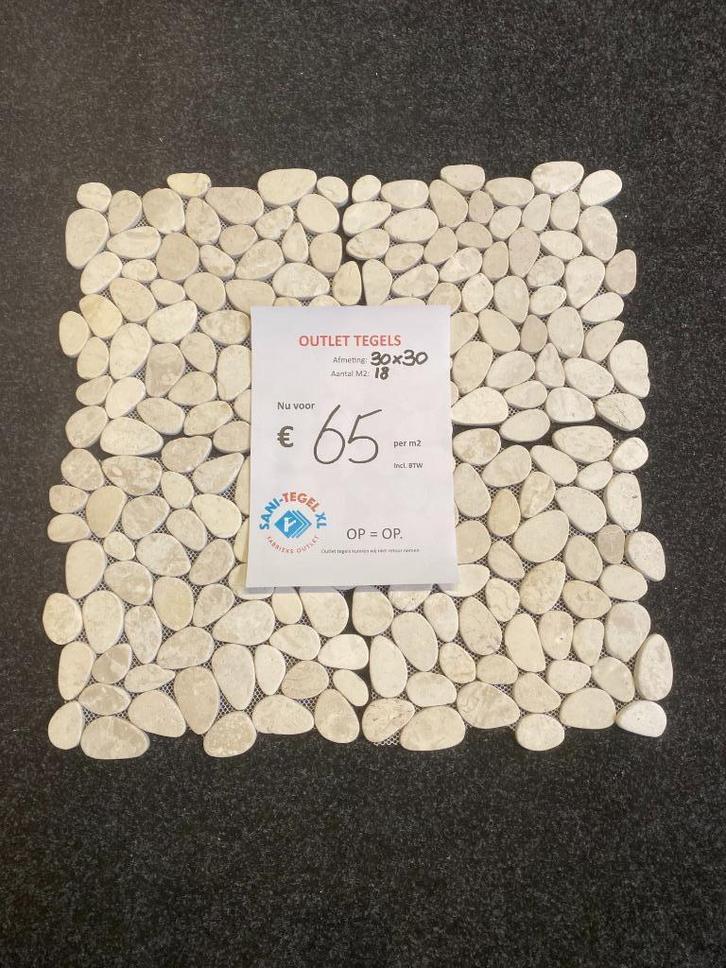 Uitverkoop tegelmatjes 30 x 30 ovaal wit kiezel mozaïek, Doe-het-zelf en Verbouw, Tegels, Nieuw, Wandtegels, 20 tot 40 cm, 20 tot 40 cm