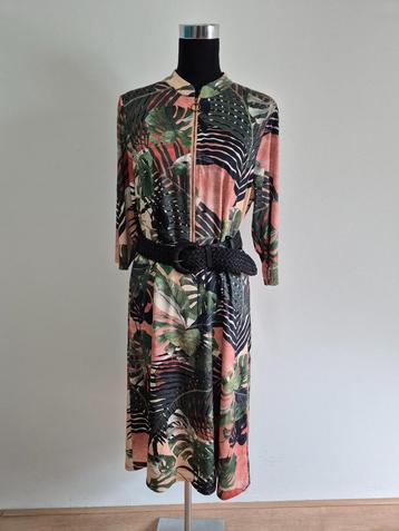 J473 - Zomerse groen-roze K-Design jurk maat L (1) beschikbaar voor biedingen