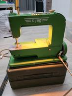 Vintage elna electrische naaimachine uit 1947, Hobby en Vrije tijd, Naaimachines en Toebehoren, Ophalen of Verzenden, Gebruikt