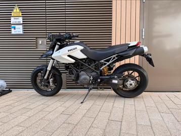 Kappenset (wit) Hypermotard 796/1100 + uitlaten en subframe beschikbaar voor biedingen
