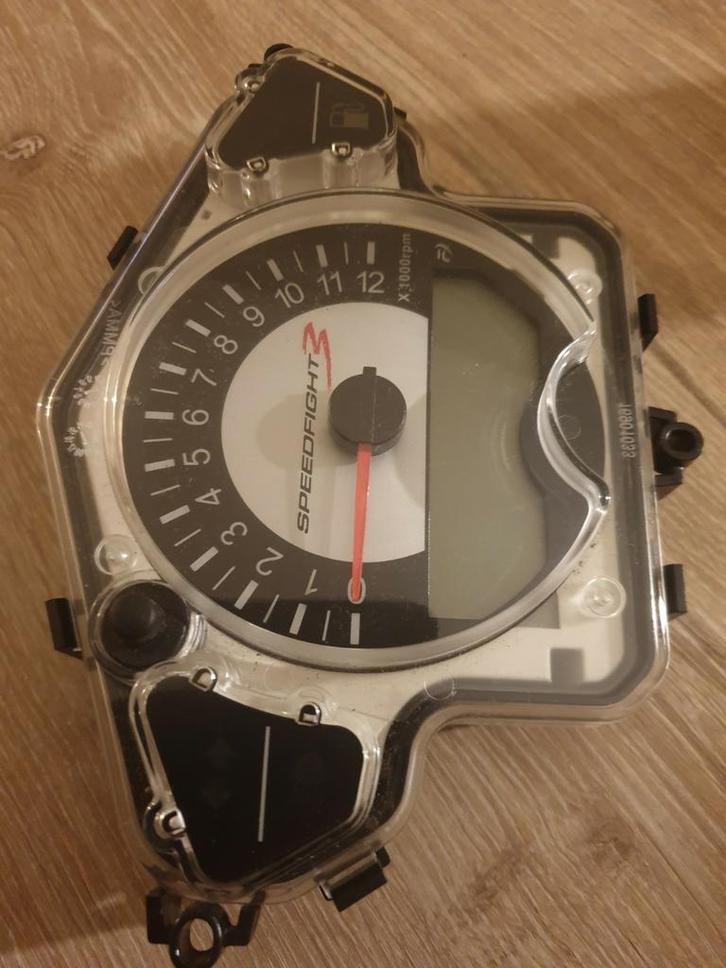 Peugeot Speedfight 3 cockpit/teller 2 takt., Fietsen en Brommers, Brommeronderdelen | Scooters, Zo goed als nieuw, Peugeot, Kap