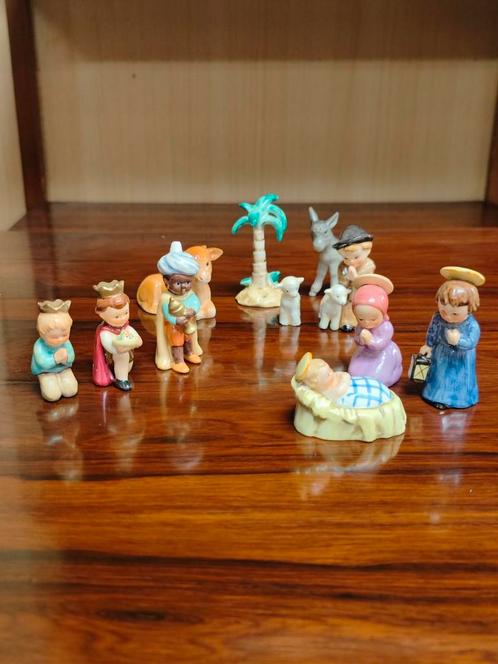 Goebel Hummel Kerstgroep - Vintage West-Duitsland, Antiek en Kunst, Antiek | Religie, Ophalen of Verzenden