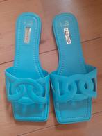 Blauwe slippers maat 38 Nieuw!, Kleding | Dames, Schoenen, Nieuw, Primark, Blauw, Slippers