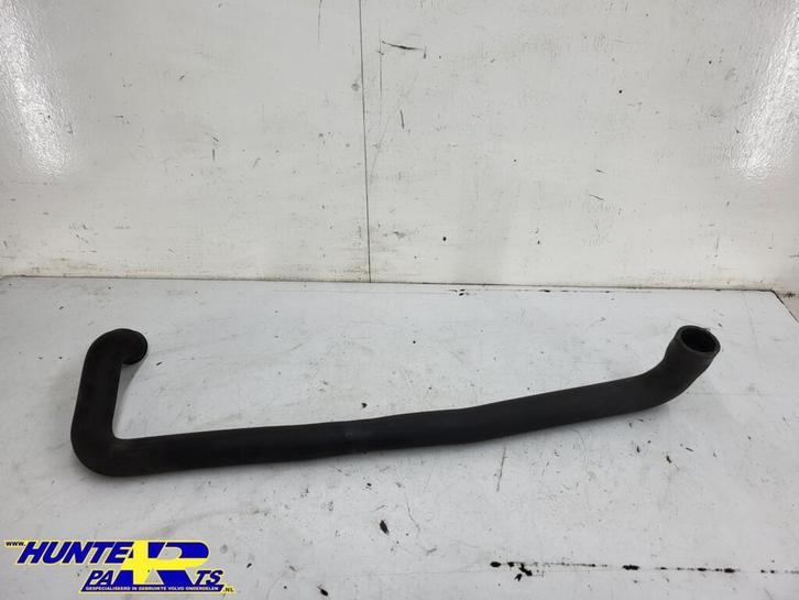 Radiateurslang onder Volvo XC90 I ('02->) 30723037, Auto-onderdelen, Motor en Toebehoren, Volvo, Gebruikt, Ophalen of Verzenden