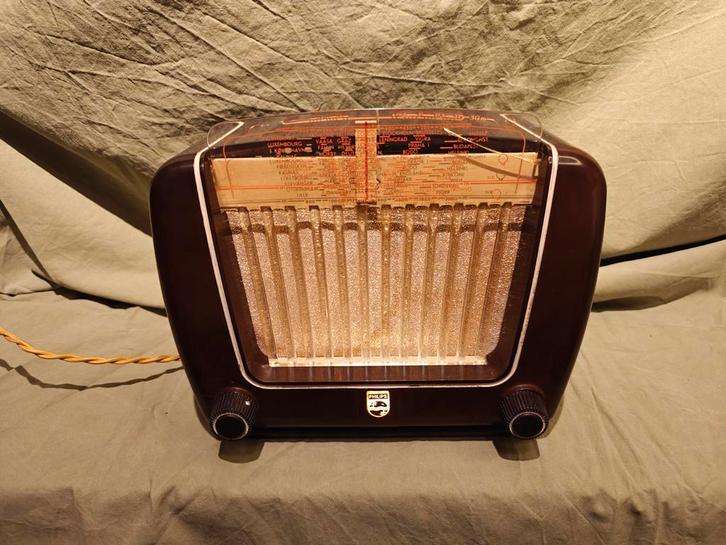 Bakeliet Philips BX290A Radio met Bluetooth & FM, Audio, Tv en Foto, Radio's, Ophalen