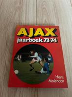 Ajax Jaarboek 1973/74 - Hans Molenaar, Ophalen of Verzenden, Gelezen, Balsport