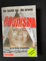 B. van Hout - De jacht op de erven Bruinsma, Ophalen of Verzenden, Zo goed als nieuw, B. van Hout