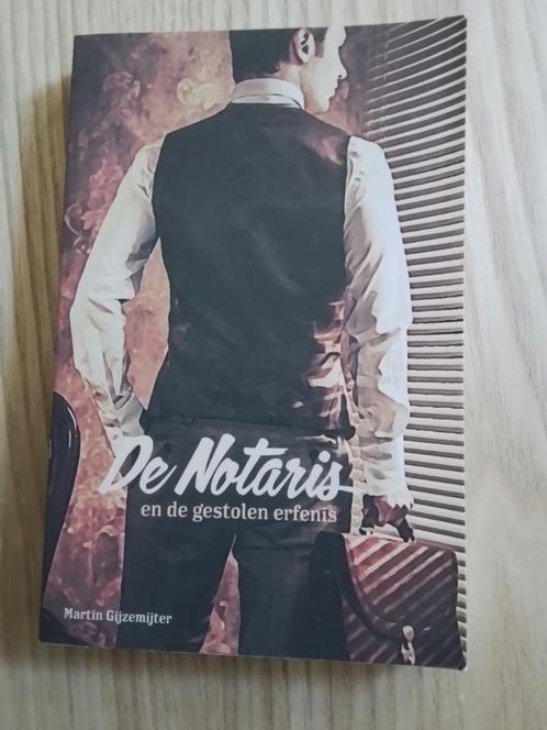 Martin Gijzemijter - De Notaris en de gestolen erfenis, Boeken, Thrillers, Zo goed als nieuw, Nederland, Ophalen of Verzenden
