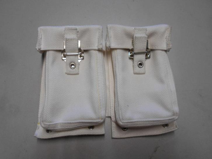 Pouch wit FAL luchtmacht bewaking en KMar, Verzamelen, Militaria | Algemeen, Landmacht, Kleding of Schoenen, Nederland, Ophalen of Verzenden