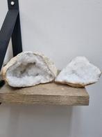 Mooie bergkristal geode, Verzamelen, Mineralen en Fossielen, Ophalen of Verzenden, Mineraal