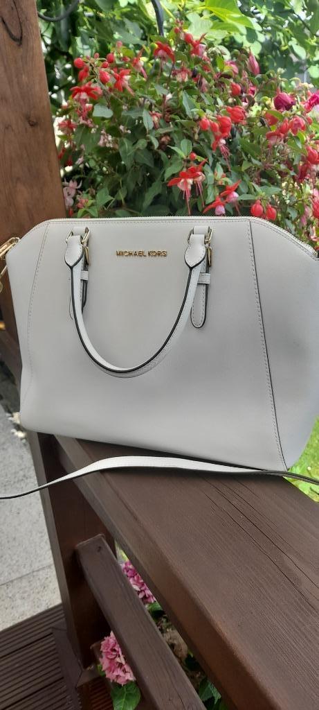Michael Kors tas, Sieraden, Tassen en Uiterlijk, Tassen | Damestassen, Zo goed als nieuw, Handtas, Wit, Ophalen of Verzenden