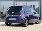 VOLKSWAGEN Up! 90PK 5D High Up! | Pano | PDC | LMV | Cruise, Auto's, Stof, Gebruikt, 23 km/l, Bedrijf