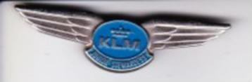 KLM  Speldje Junior Stewardess. beschikbaar voor biedingen