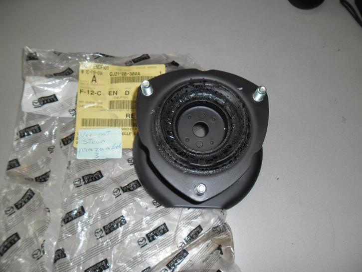 Nieuwe auto onderdelen Mazda 626 GD type III 1988/92, Auto-onderdelen, Overige Auto-onderdelen, Mazda, Oldtimer onderdelen, Nieuw