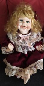 Porseleinen meisjespop, Verzamelen, Poppen, Ophalen of Verzenden, Zo goed als nieuw, Pop