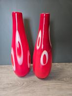 Unieke rode glazen vazen 2 stuks 50cm hoog, Glas, Zo goed als nieuw, 50 tot 75 cm, Ophalen