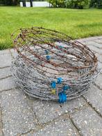 Prikkeldraad (korte stukken)., Tuin en Terras, Gaas en Draad, Ophalen of Verzenden, Gebruikt, Minder dan 10 meter, Prikkeldraad