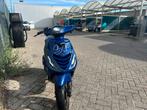 Piaggio zip, Fietsen en Brommers, Scooters | Piaggio, Maximaal 45 km/u, Zip, Ophalen of Verzenden, Zo goed als nieuw