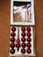 15 rode ballen + piek glas, Diversen, Kerst, Ophalen of Verzenden, Zo goed als nieuw