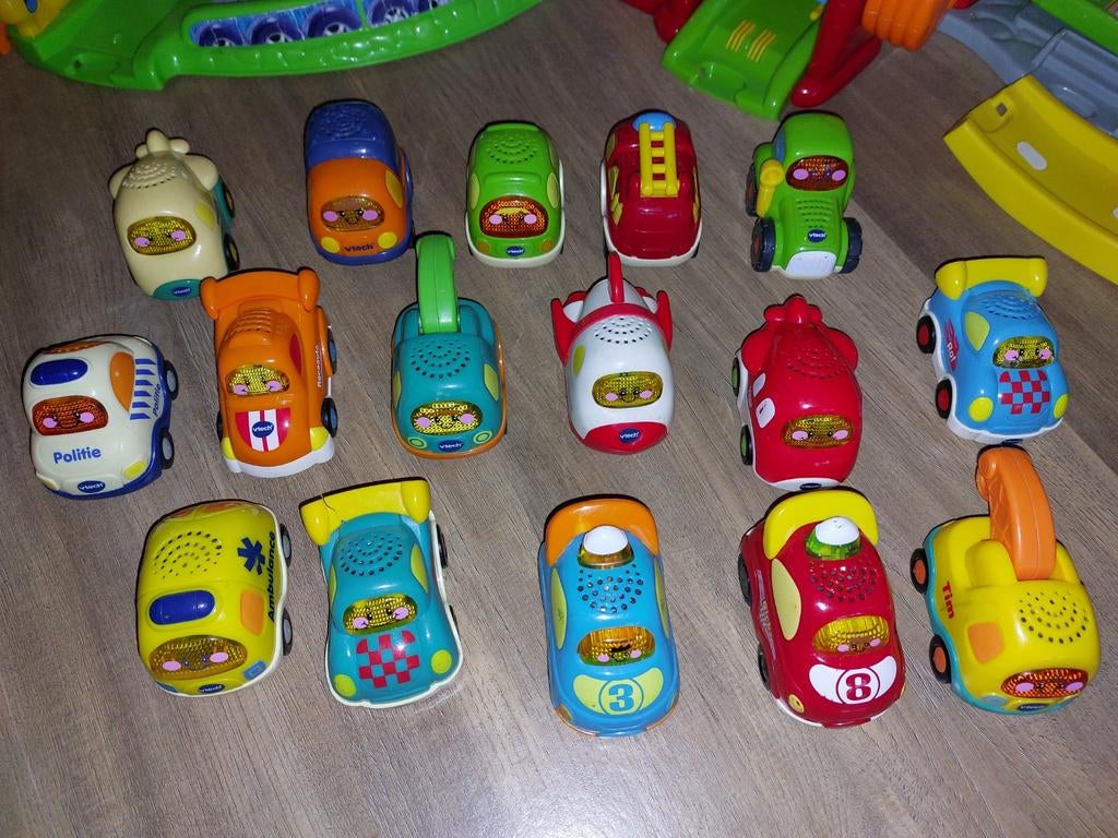Grote verzameling Toet Toet auto's, Ophalen, Gebruikt, 2 tot 4 jaar