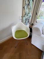 4 originele Vitra Dar stoelen incl. zitkussen, Huis en Inrichting, Stoelen, Ophalen, Zo goed als nieuw, Vier, Iconische designstoel