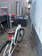 Bezorgfietsen - Accu's goed, 1 bak defect, Fietsen en Brommers, Elektrische fietsen, Overige merken, Gebruikt, Ophalen of Verzenden