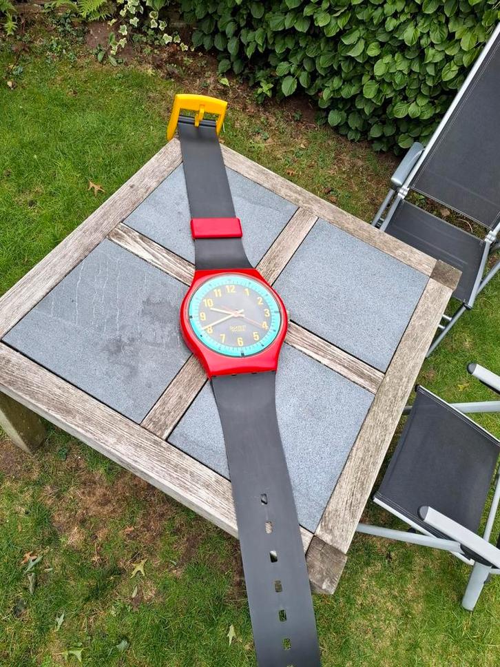 Swatch wandklok klok horloge 2 meter 1986 vintage, Huis en Inrichting, Woonaccessoires | Klokken, Zo goed als nieuw, Wandklok
