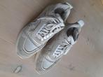 Sneaker dstrct beige / gebroken wit maat 42, Dstrct, Beige, Ophalen of Verzenden, Sneakers of Gympen