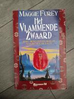 Maggie Furey Het Vlammende Zwaard in nette staat, Boeken, Fantasy, Ophalen of Verzenden, Zo goed als nieuw
