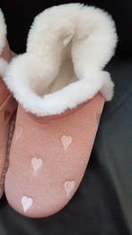 Leuke pantoffels roze met wit.bont  maat 36, Ophalen, Nieuw