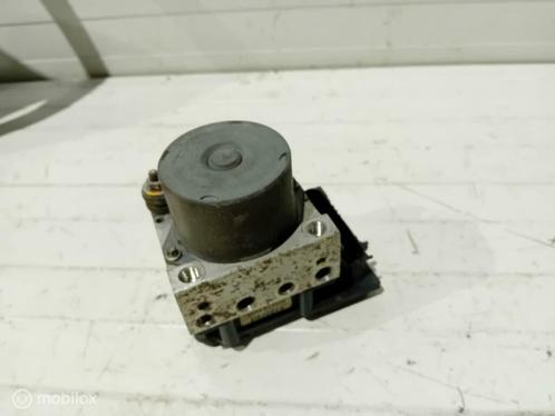 ABS pomp Renault Modus 8200129951 0265231359, Auto-onderdelen, Remmen en Aandrijving, Gebruikt, Ophalen of Verzenden