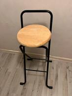 Inklapbare stoel/kruk, Huis en Inrichting, Krukjes, Ophalen of Verzenden, Gebruikt, IJzer