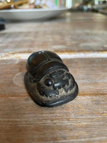 Klein zwart beeldje Scarabee / mestkever Egypte hartscarabee beschikbaar voor biedingen