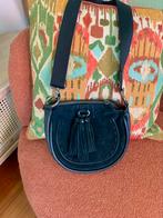 Handtas schoudertas zwart leer suede + sleutelhanger charm, Zwart, Esprit, Nieuw, Ophalen of Verzenden