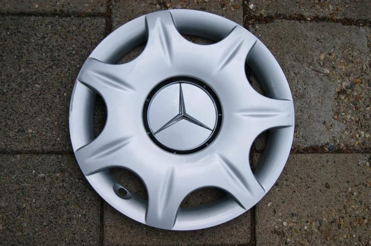 1 losse originele wieldop Mercedes Benz E Klasse 16 inch, Auto diversen, Wieldoppen, Gebruikt, Ophalen of Verzenden