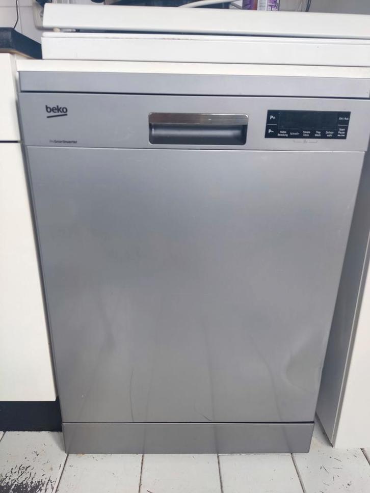 Beko Vaatwasser DFN 26420 , A++, Witgoed en Apparatuur, Vaatwasmachines, Gebruikt, Vrijstaand, Minder dan 85 cm, 60 cm of meer