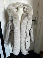 Chris Wang winter parka beige maat M/L, Kleding | Dames, Ophalen of Verzenden, Zo goed als nieuw, Maat 38/40 (M), Beige