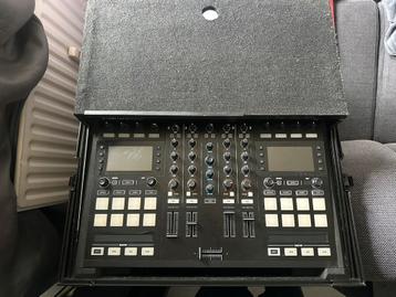 Native Instruments Traktor S5 dj set Flightcase Laptopstand beschikbaar voor biedingen