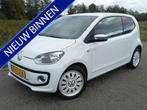Volkswagen Up! 1.0 high up! Airco/Navi/White edition, Voorwielaandrijving, Euro 5, Gebruikt, Up!