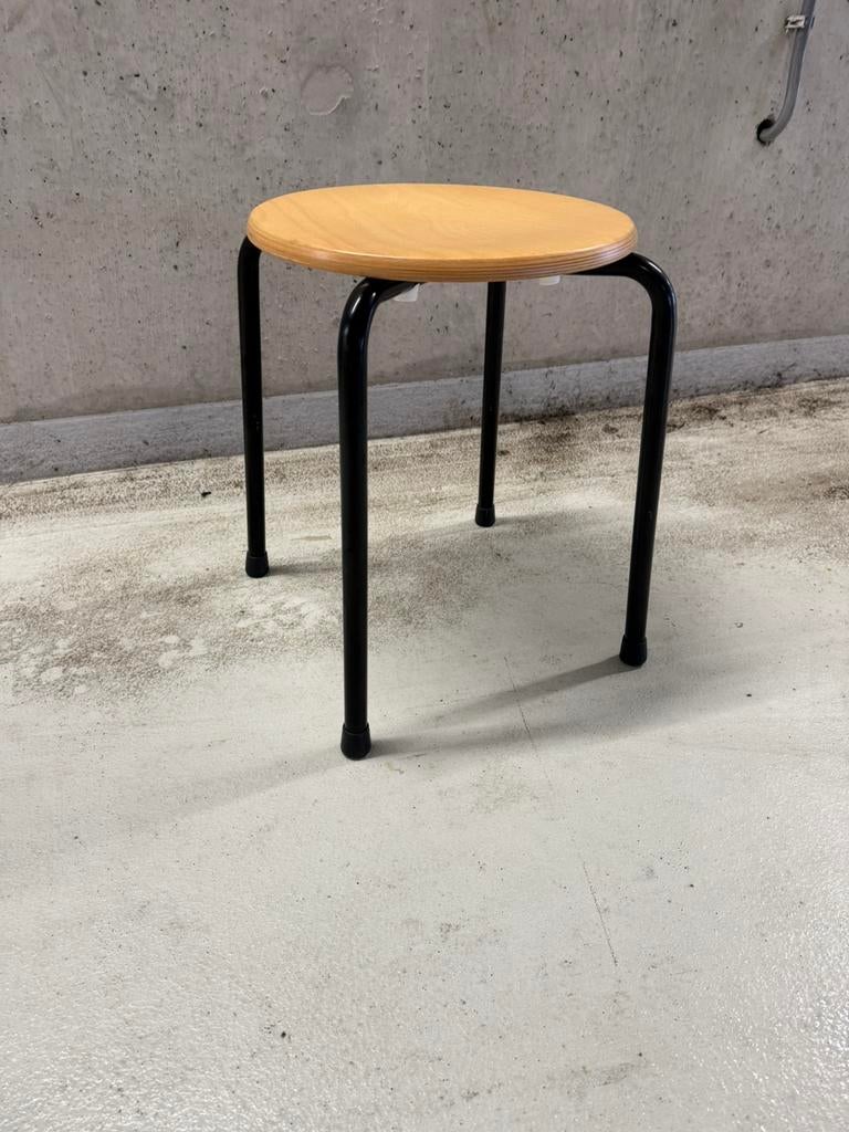 Vintage 4 poots schoolkruk, Ophalen of Verzenden, Gebruikt, Hout