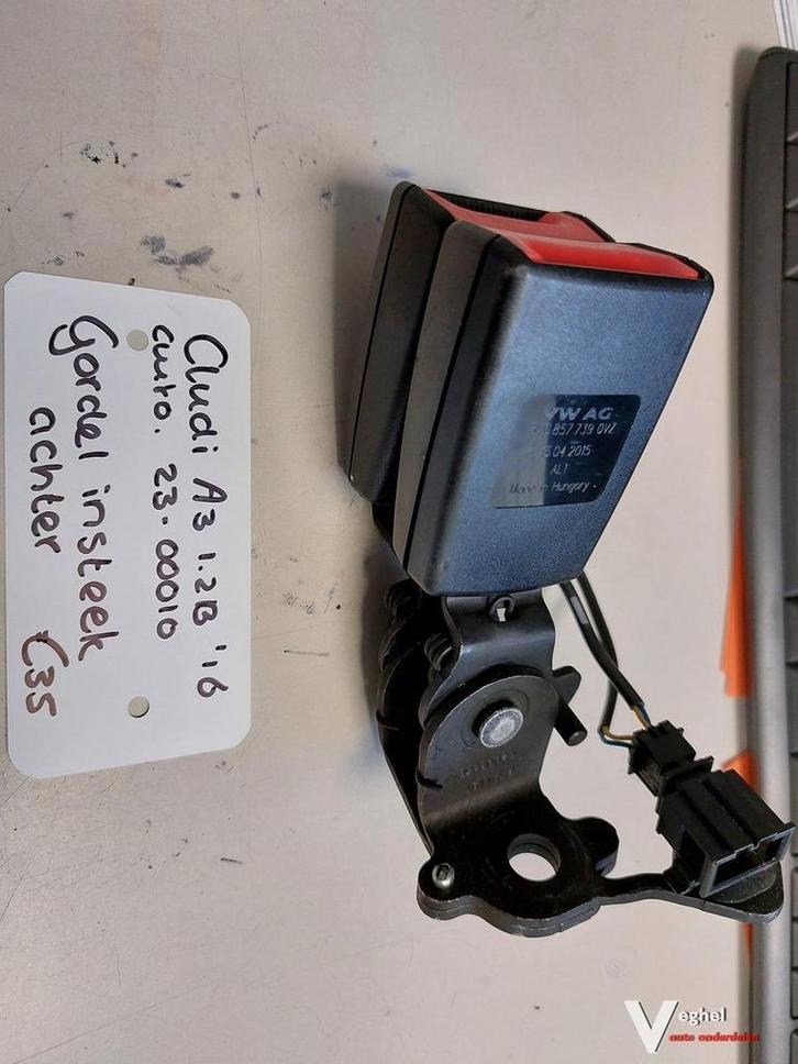 Audi A3 automaat 1.2B Gordel insteek achter '16, Auto-onderdelen, Interieur en Bekleding, Gebruikt, Ophalen of Verzenden