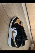 Jordan 1 low gold SE gold toe, Kleding | Heren, Schoenen, Overige kleuren, Ophalen of Verzenden, Sneakers of Gympen, Gedragen
