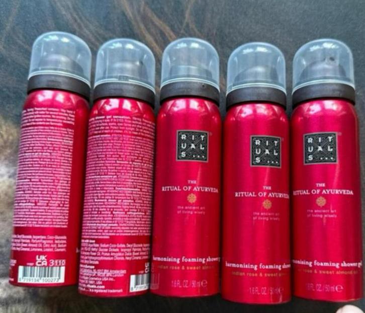 30 stuks Mini rituals of Ayurveda rood douchefoam douchegel, Sieraden, Tassen en Uiterlijk, Uiterlijk | Lichaamsverzorging, Nieuw